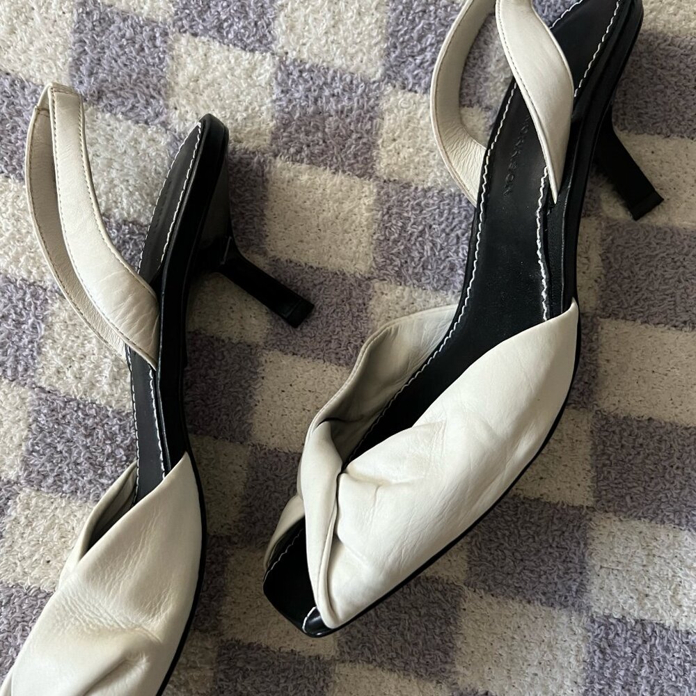 Sigerson Morrison White Leather Open Toe Kitten Heel